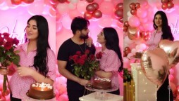 Sarah Khan marks her 29th birthday in a romantic way with Falak