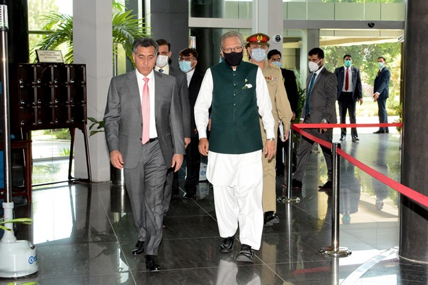 arif alvi and DG ISI