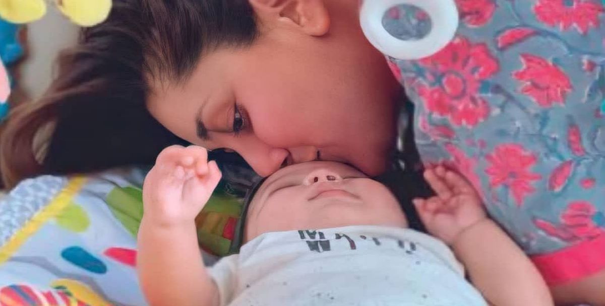 Kareena Kapoor Khan's second son Jeh broke the internet with his hide-and-seek picture