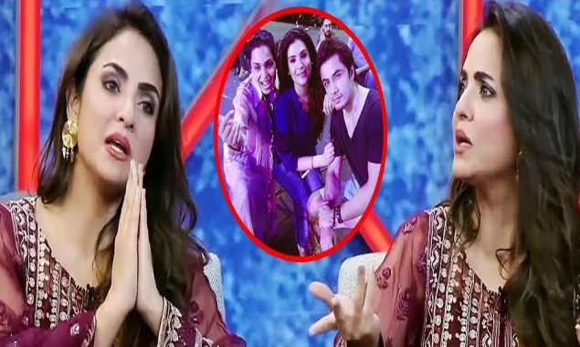 Nadia reveals that Meera wanted to make a fake scandal with Ali zafar