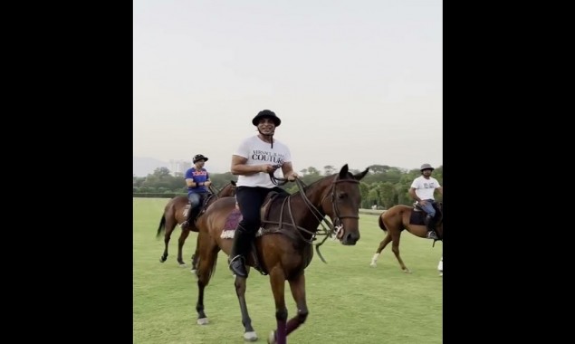 What has Shoaib Akhtar named his pet horse?