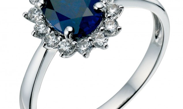 Largest star sapphire cluster found