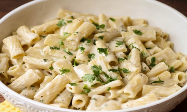 How To Make This Yummy & Easiest white sauce pasta At Home?