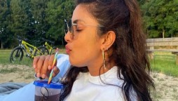 Priyanka Chopra enjoys cold sips in hot summer London, See photo