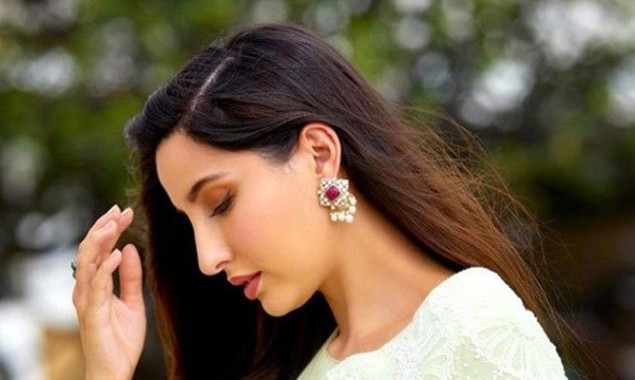 Nora Fatehi outfit