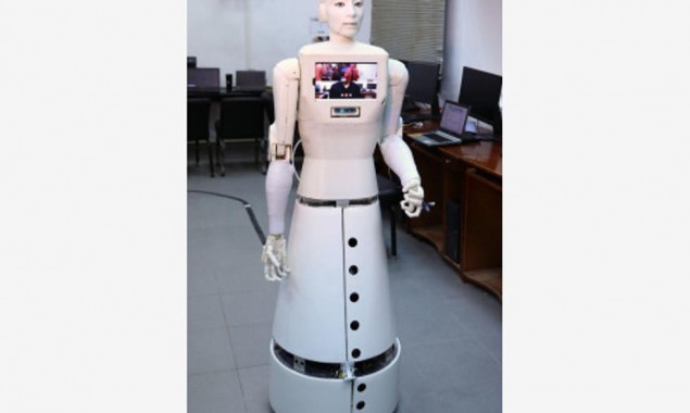 ‘Robot nurse’ build by Egyptian college students help medical teams during pandemics