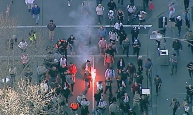 Melbourne anti lockdown protest turns violent