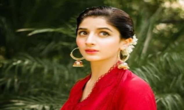 Mawra Hocane’s new photos in red dress take internet by storm