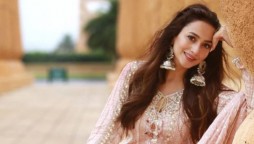 Actress Zarnish Khan celebrates her 28th birthday, see photos