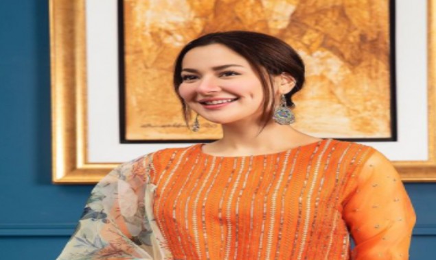 Hania Aamir looks stunning in latest photo