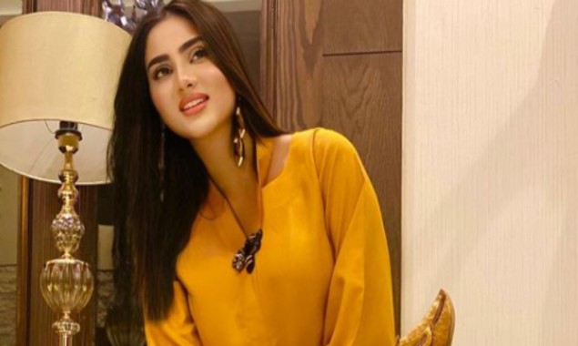 Fiza Ali looks drop-dead gorgeous in yellow, see photos