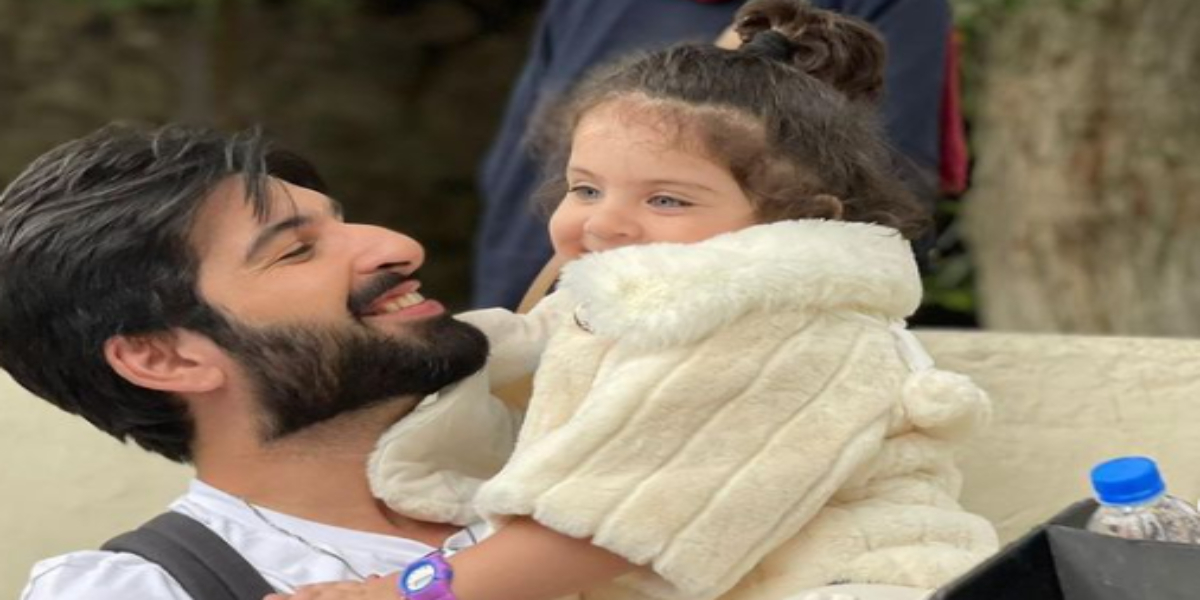 Muneeb butt pictures