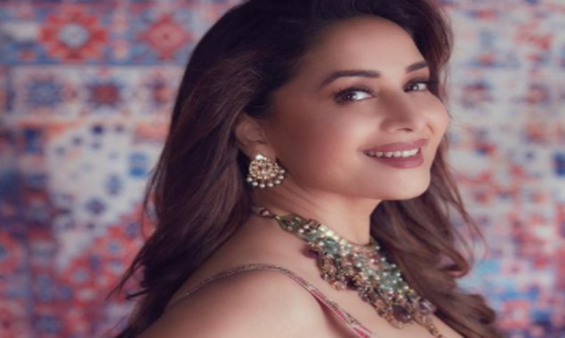 Watch: Madhuri Dixit flaunts her beauty in her recent pictures
