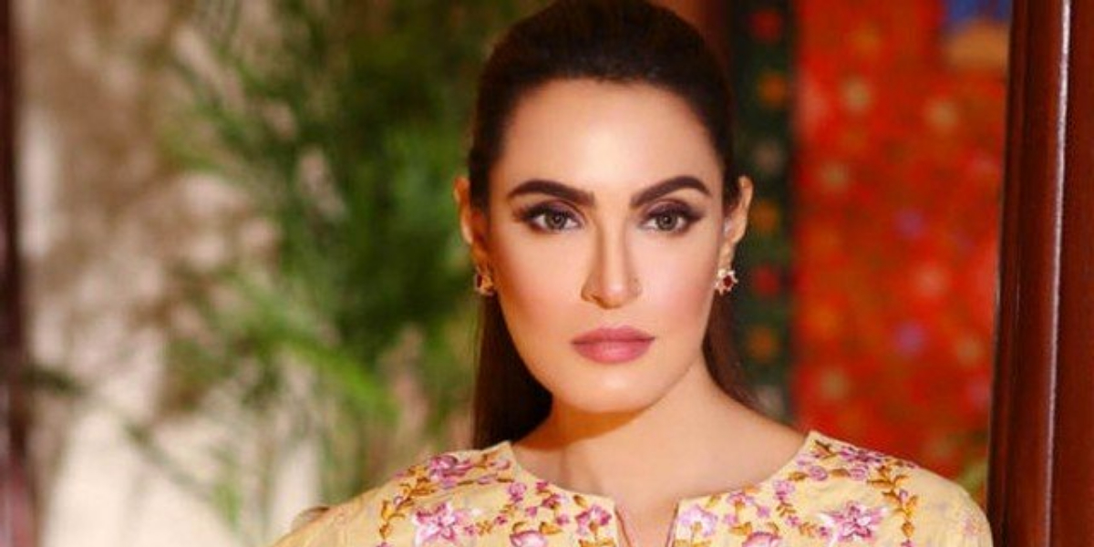 Nadia Hussain opens up on Saba Qamar and Meera cosmetic treatments