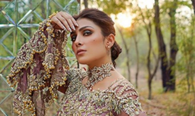 Ayeza Khan embraces a stunning attire in recent adventures photo-shoot