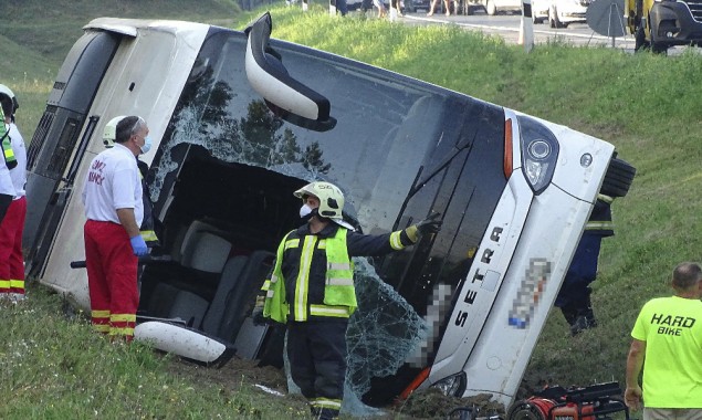 Hungary motorway bus crash leaves eight dead, dozens wounded