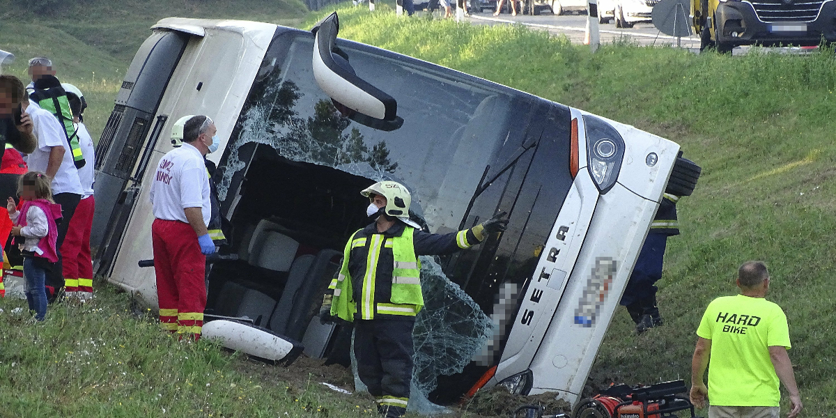 Hungary bus crash