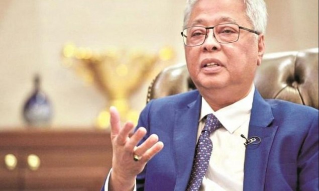 Malaysian PM unveils cabinet line-up