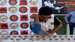Rashid Naseem breaks another Indian record of crushing most walnuts