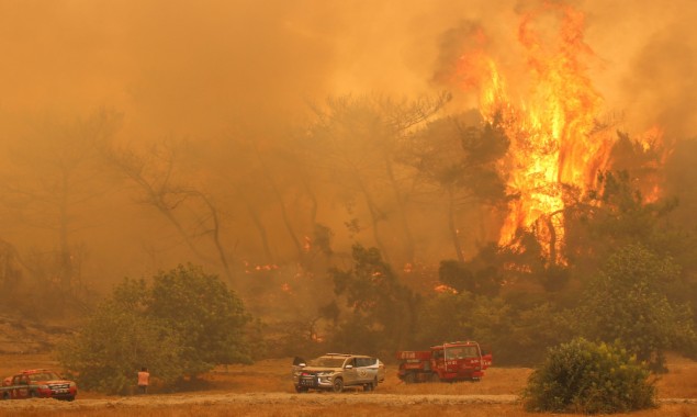 Turkey Evacuates Tourist Hotels As Wildfire Continues To Rage