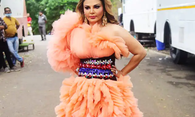Rakhi Sawant gets caught by dogs; video goes viral