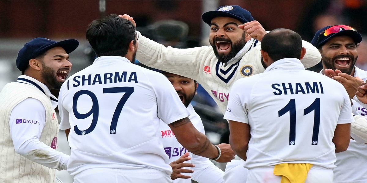 England vs India: Indian pacemen trashes England in second test
