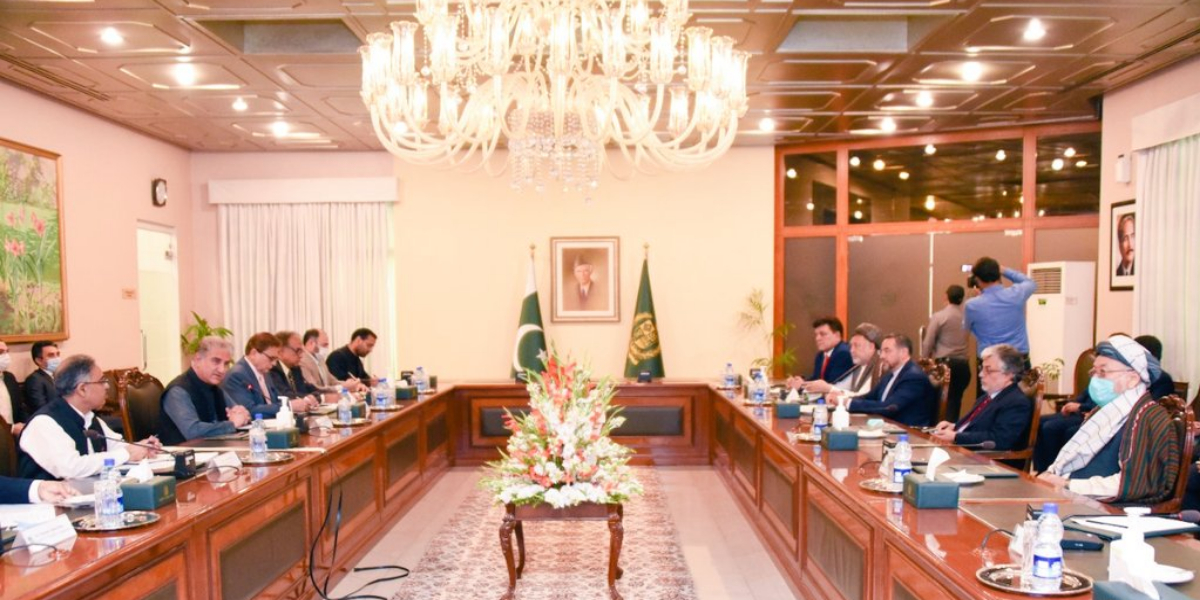 FM Qureshi holds meeting with political delegation of Afghanistan’s leaders