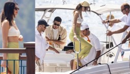 Kendall Jenner spotted dining out for lunch by boat with her beau