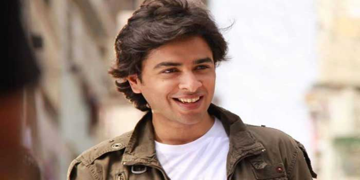Shehzad Roy urges PM Imran Khan to remove taxes on contraceptives