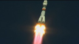 Russian rocket carrying the crew of the Space Station crashes in mid-air