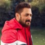 Salman Khan’s funky look goes viral on social media
