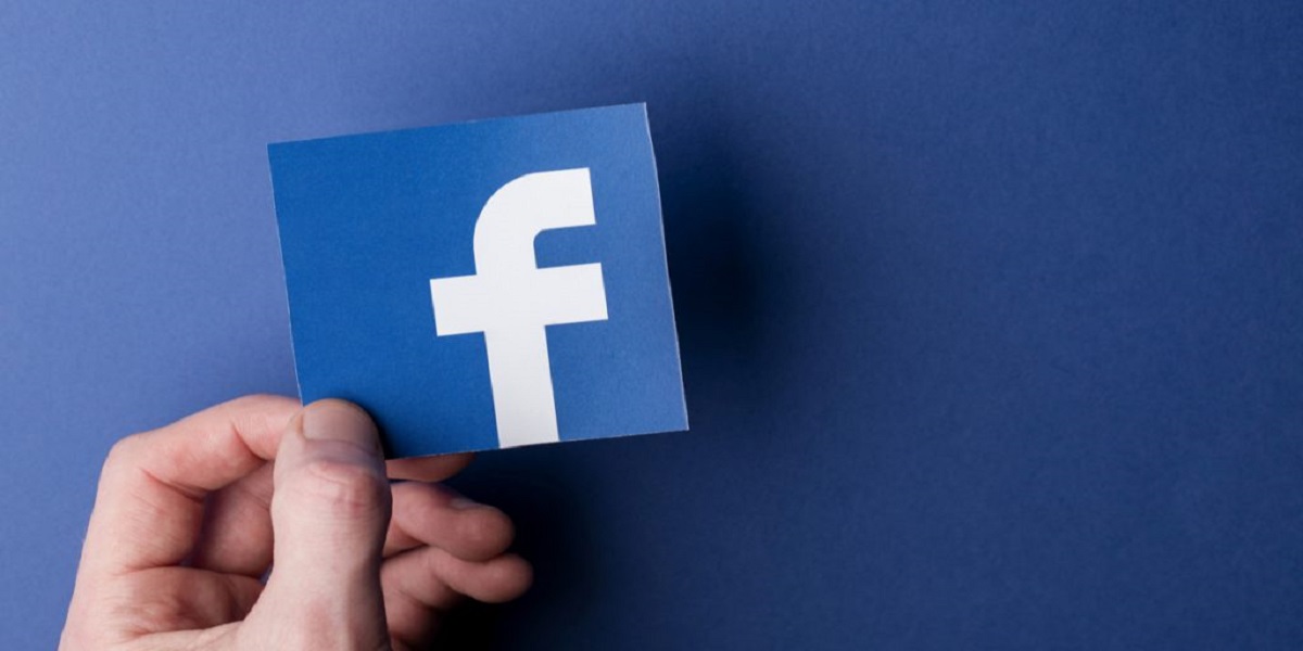 Facebook prohibit the publication of report that cast it in a negative light