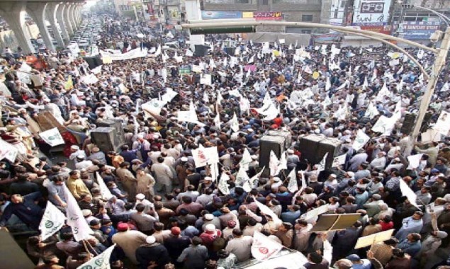 Karachi traders protest against boundaries obligated on business activities