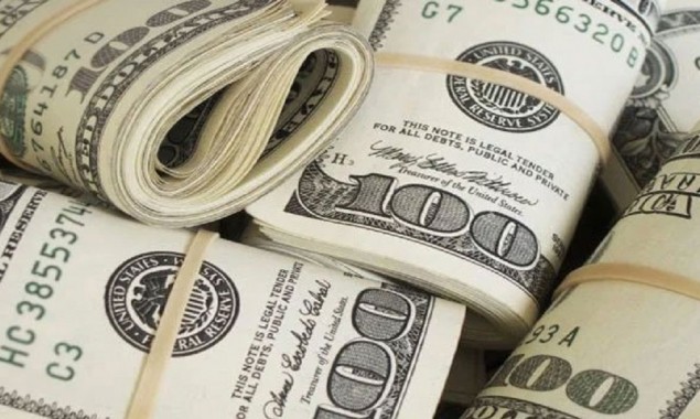 Government foreign exchange reserves decreased by 123 million dollars