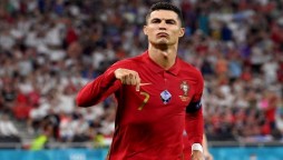 Ronaldo sets new record for most goals in international matches