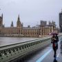 UK urges public calm over shut fuel stations