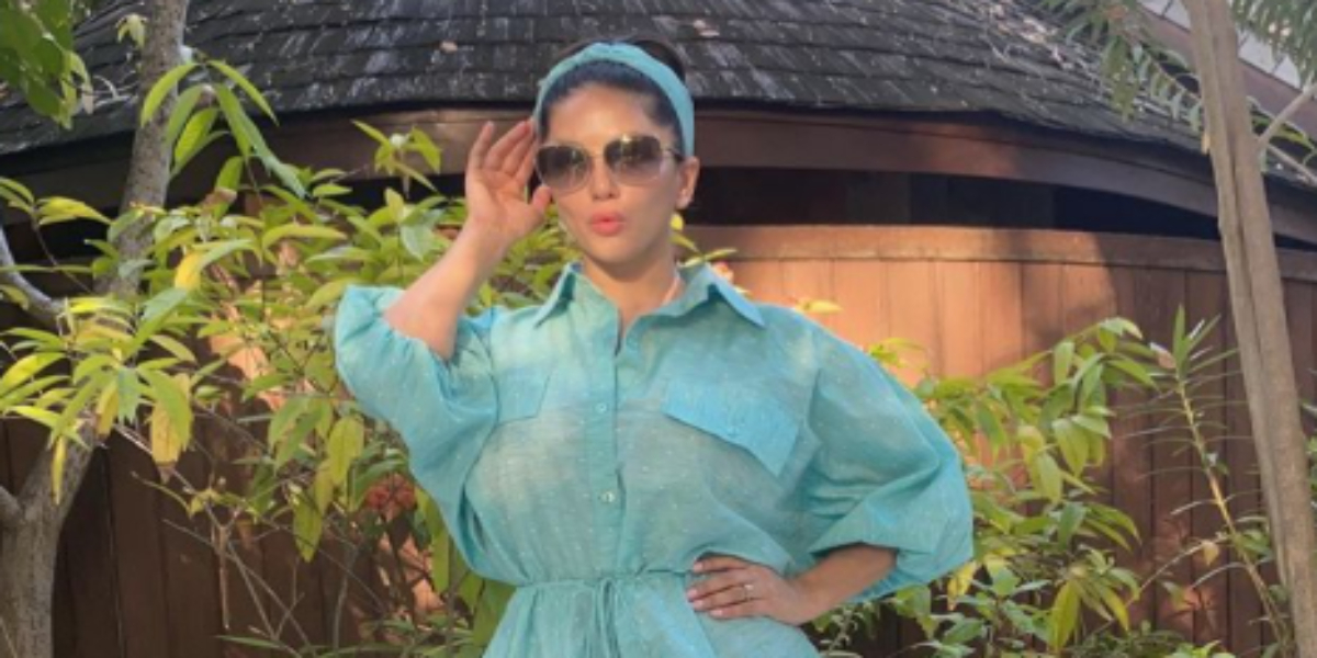 Sunny Leone pictures