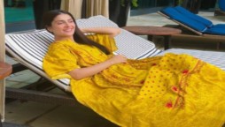 Ayeza Khan looks amazing in yellow