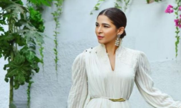 Ayesha Omar looks stunning in the latest pictures