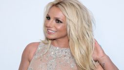 A source reveals Britney Spears was given ‘pre-packaged envelopes’ of medication