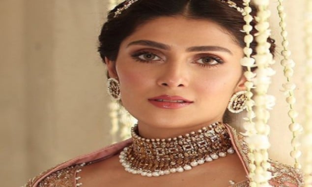 Ayeza Khan looks adorable in bridal attire