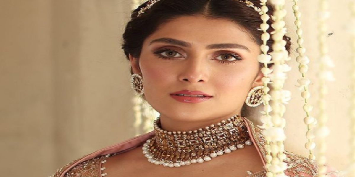 Ayeza Khan