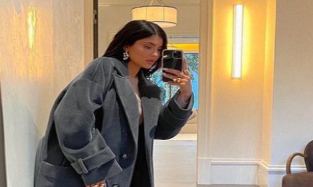 Kylie Jenner looks elegant in her latest picture, see photos