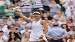 Emma Raducanu defeats Maria Sakkari and qualifies to the Grand Slam final