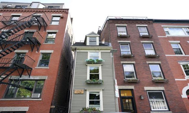 'Skinny House' named property in Boston sells for $1.25 million