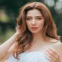 Here is how Mahira Khan fires back at a troll with an apt reply