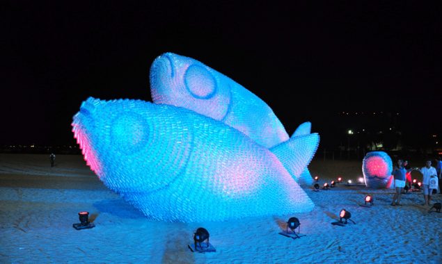 Sculptures made entirely from plastic bottles on the beaches Rio De Janerioof