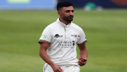 Zafar Gohar takes 6 wickets in County Championship