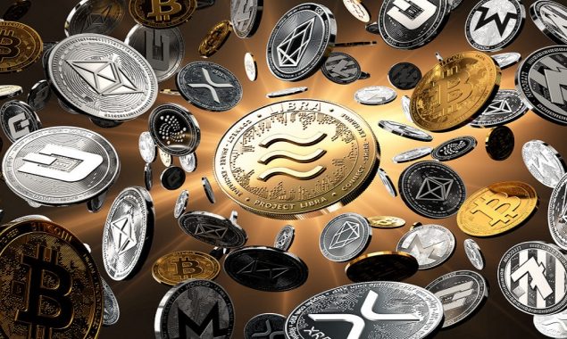 Altcoins rush as cryptocurrency market regains steam