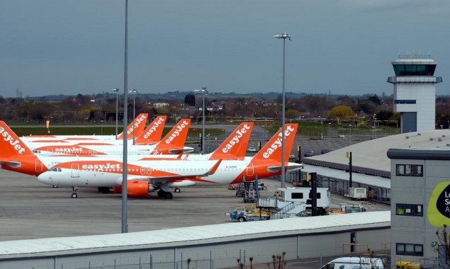 EasyJet discards takeover proposal, plots $2.0 bn lifeline